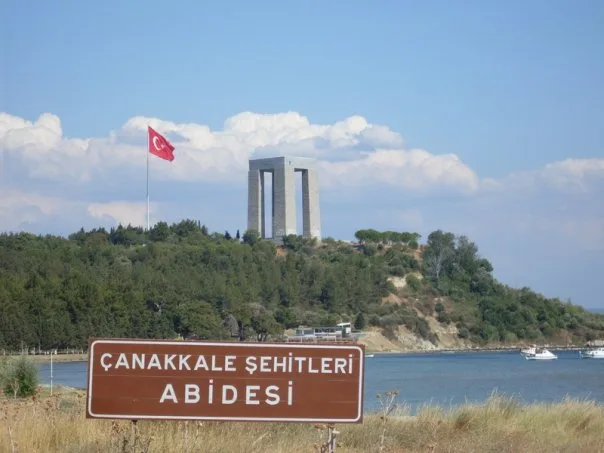 Çanakkale Şehitlik - Tarihi Alan Rehberi Çanakkale Şehitler Abidesi