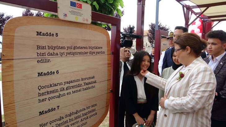 Çocuk Hakları Sokağı
