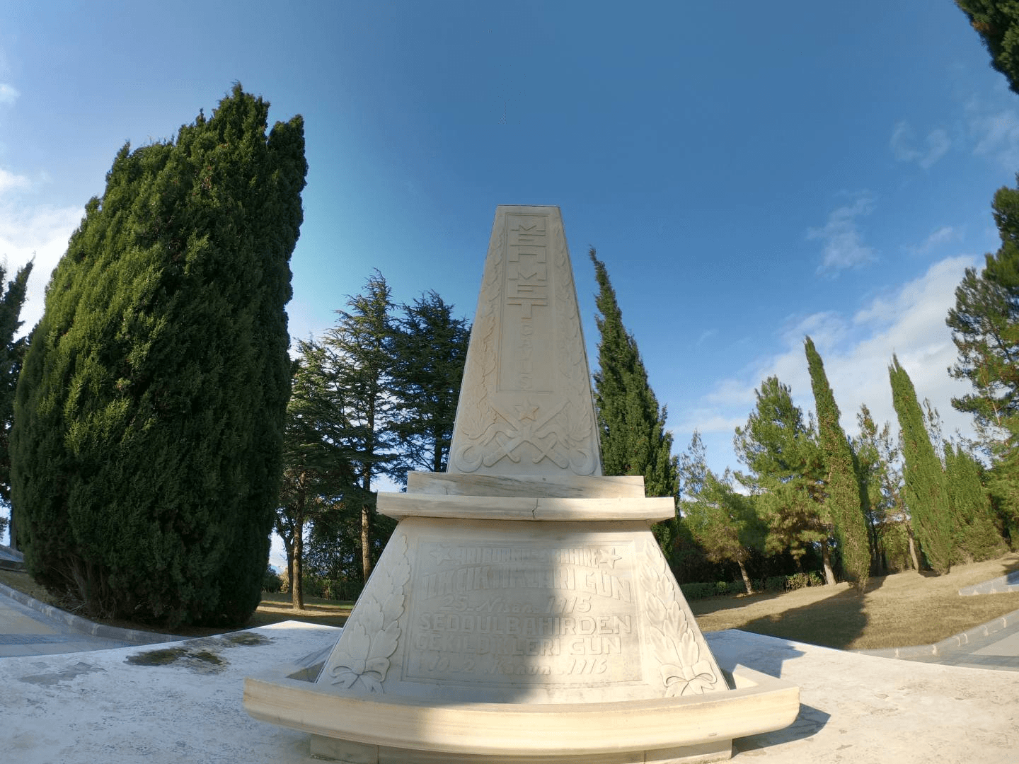 Mehmet Çavuş Anıtı